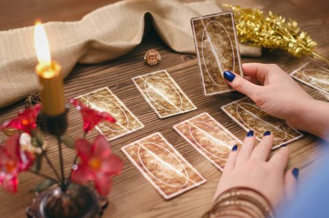 Tarot I Gatanje Uživo, Najbolji Tarot Majstori Online - Tarotgatanje.com